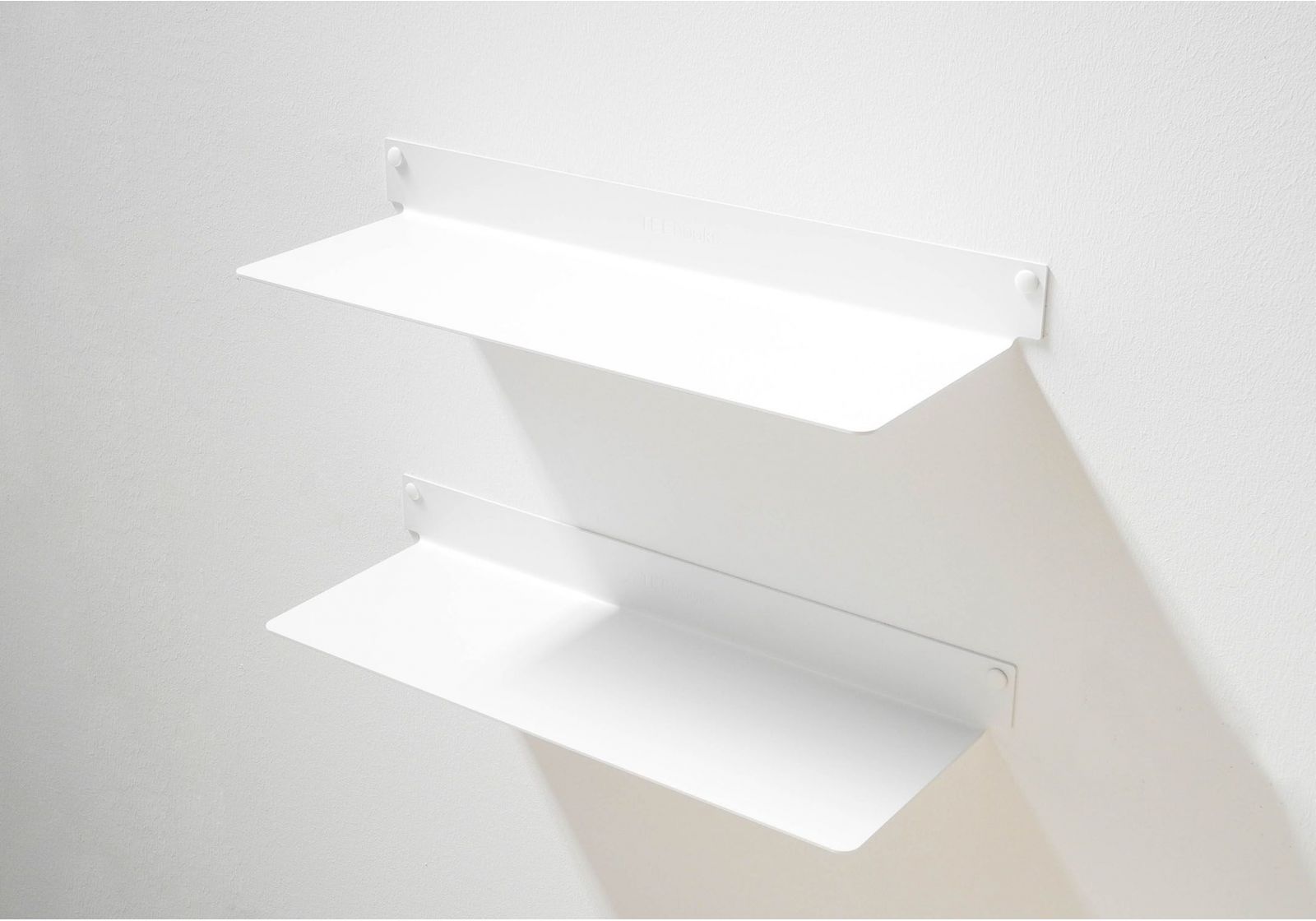 VDN Stainless Planchet - Planchet badkamer - Zwart - RVS - Hangend | Leen Bakker VDN Stainless Planchet - Planchet badkamer - Zwart - RVS - Hangend | Leen Bakker