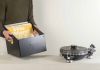 Boîte rangement vinyle sur pied en métal noir avec disques vinyles 33 tours, meuble vinyle 4 niveaux